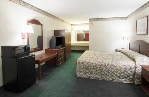 Americas Best Value Inn - Decatur Exterior photo